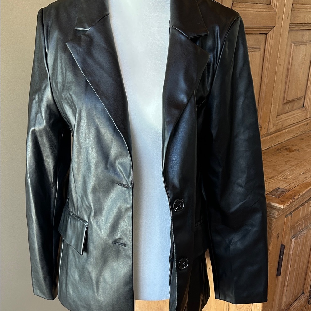 Classic Black Faux Leather Women's Blazer Jacket